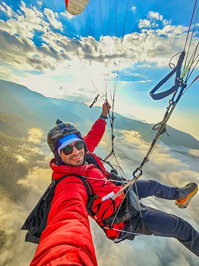 پرواز با امین حزینی سایت نرو