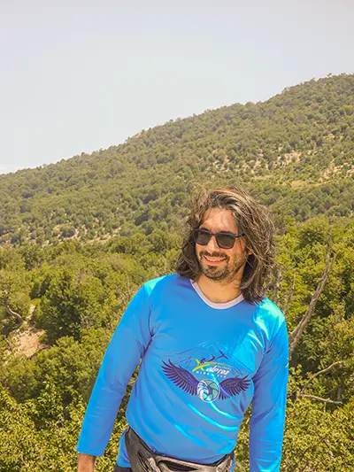 پرواز با امین حزینی